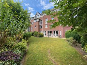 Communal Gardens- click for photo gallery